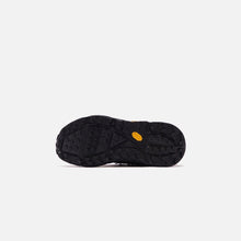 Load image into Gallery viewer, Hoka Tor Ultra Low WP JP - Black