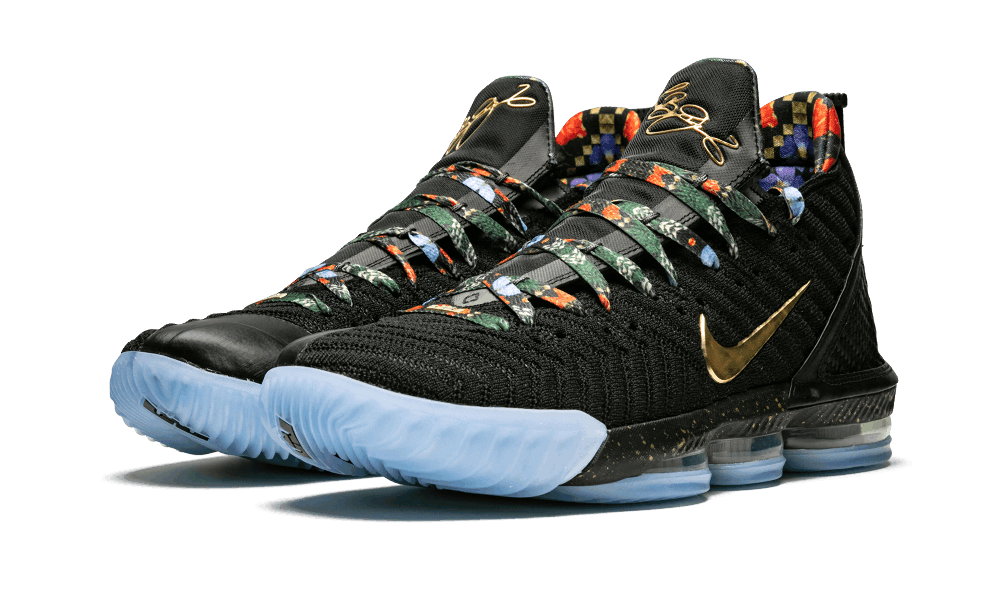 NIKE: LEBRON 16 KC 