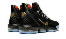 Load image into Gallery viewer, NIKE: LEBRON 16 KC &quot;WATCH THE THRONE&quot; [BLACK/METALLIC GOLD-ROSE FROST] - 10