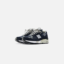 Load image into Gallery viewer, New Balance 991 - Navy / White