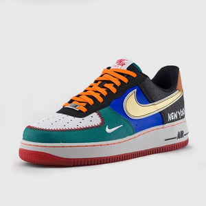 NIKE AIR FORCE 1 '07 LV8 "WHAT THE NYC" - 4 / White/Black-Total Orange-Racer Blue