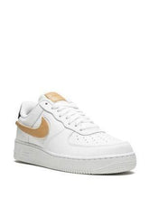 Load image into Gallery viewer, NIKE NIKE AIR FORCE 1 &#39;07 LV8 3 &#39;REMOVABLE SWOOSH&#39; SNEAKERS - WHITE