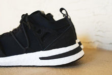 Load image into Gallery viewer, ADIDAS CONSORTIUM X NAKED WMNS ARKYN - BLACK / WHITE