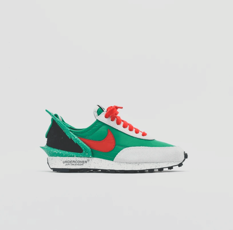Nike x Undercover WMNS Daybreak - Lucky Green / University Red